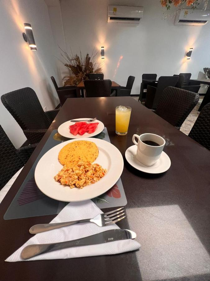 Hotel Zuriel Boutique Cartagena Bagian luar foto